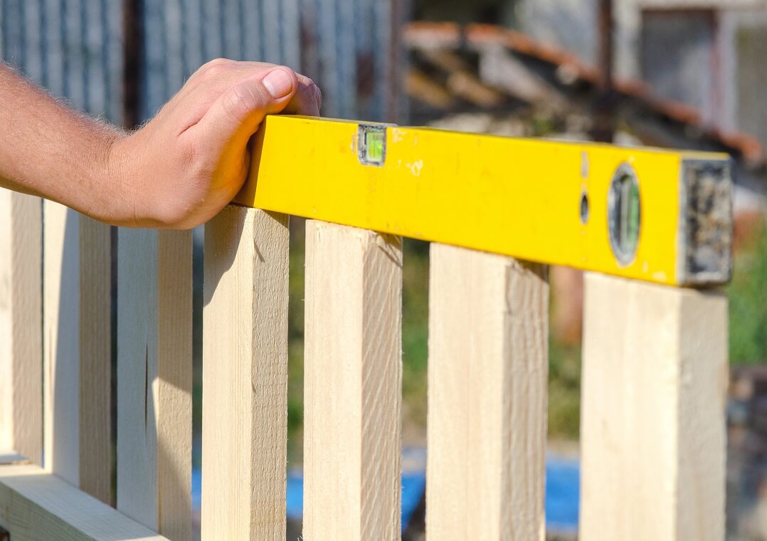 General fencing works