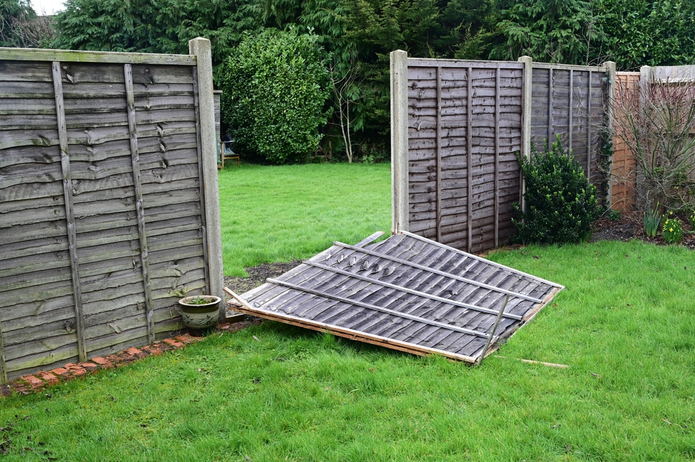 Replace fence panels